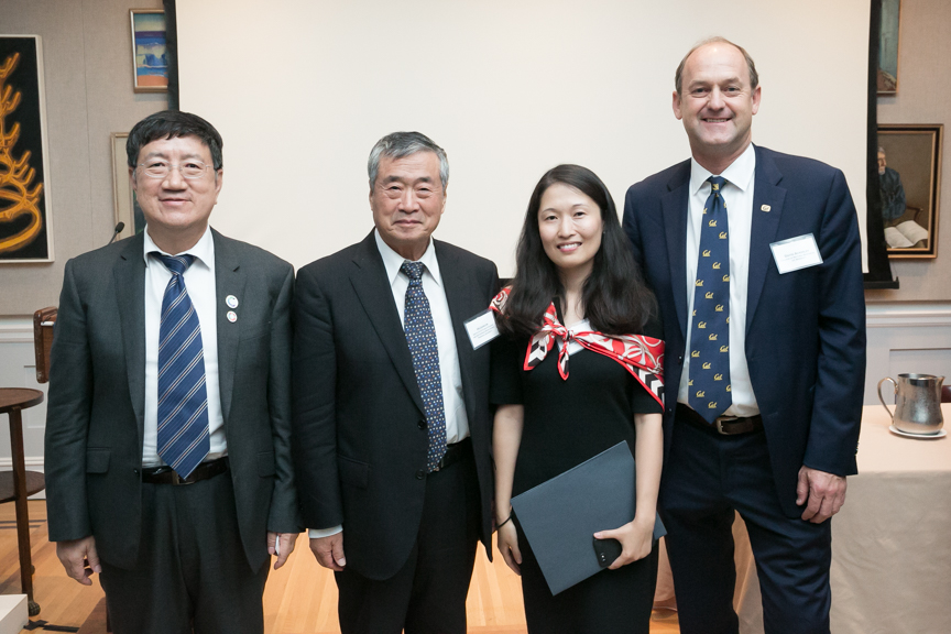 Left to right: Zheng Li, Executive Vice President, Institute of Climate Change and Sustainable Development, Tsinghua University; He Jiankun, Chairman, China's Advisory Committee on Climate Change; Fan Dai, Executive Director, California-China Climate Inst