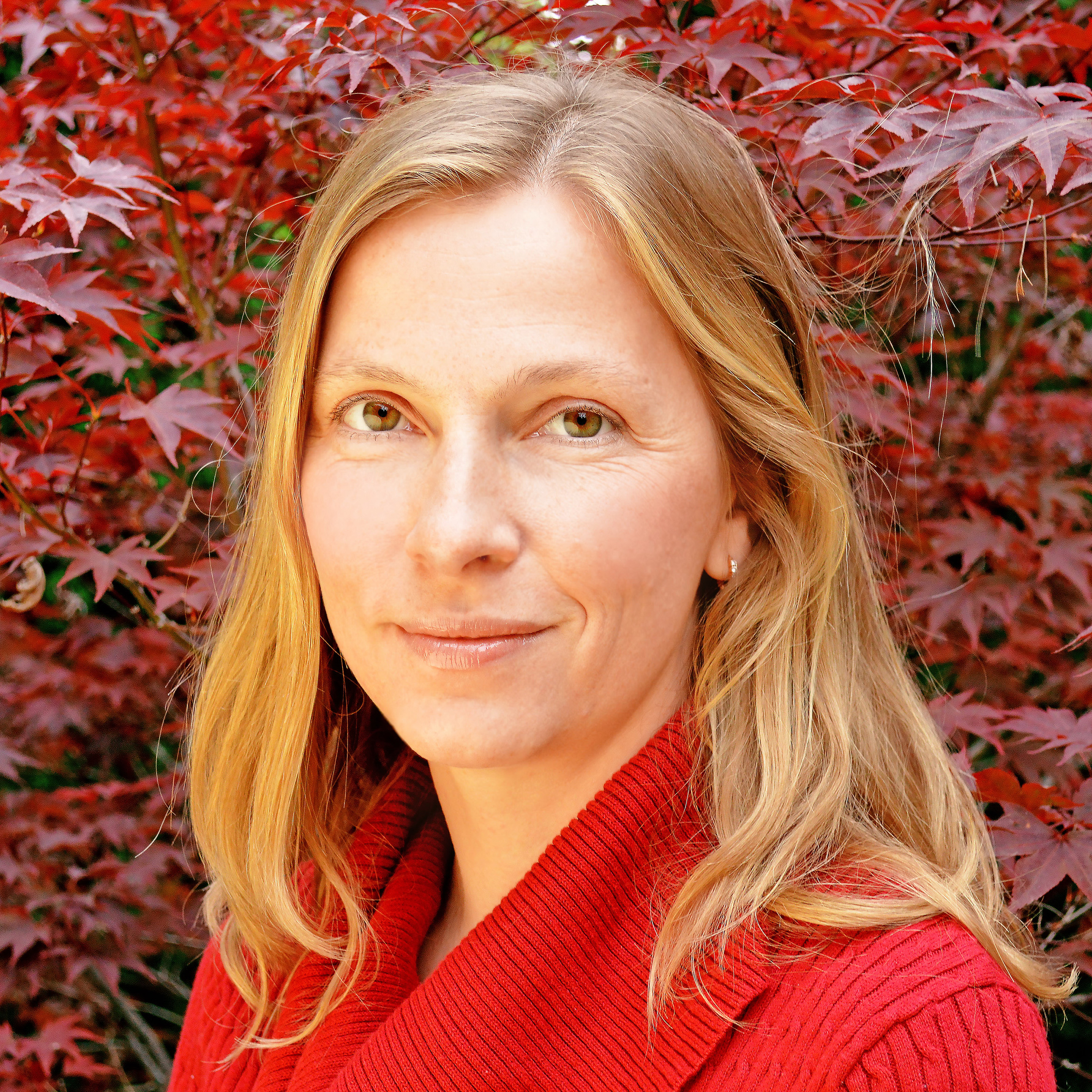 Iryna Dronova headshot