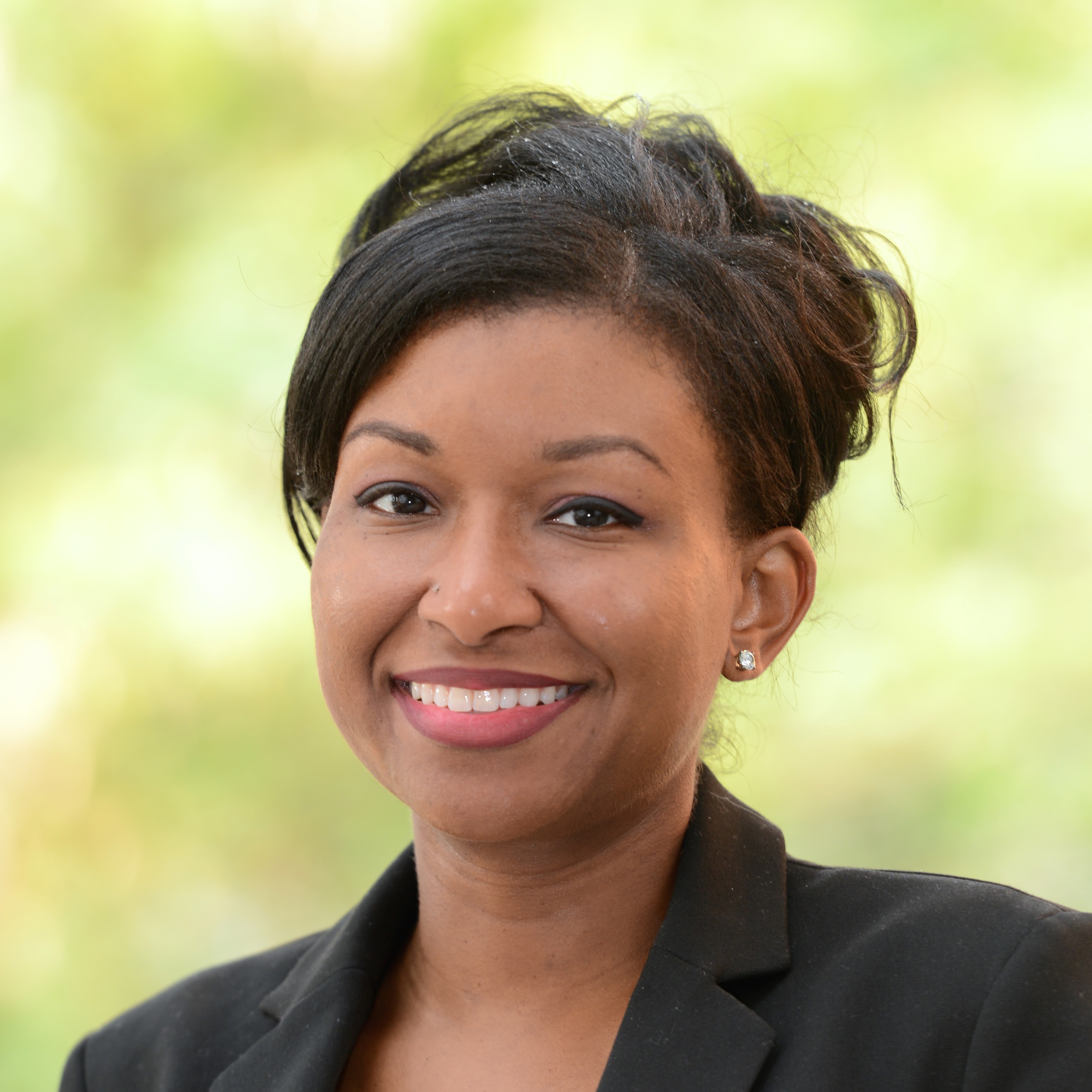 Cesunica Ivey headshot