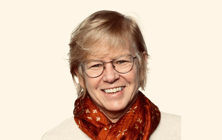 Headshot of Nancy Peluso